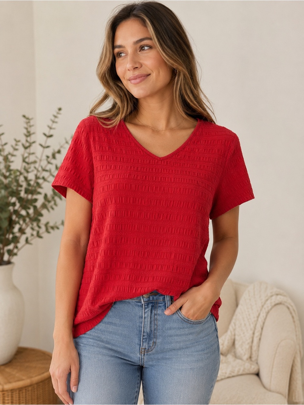Liz Claiborne Red V-Neck Short Sleeve Textured Top